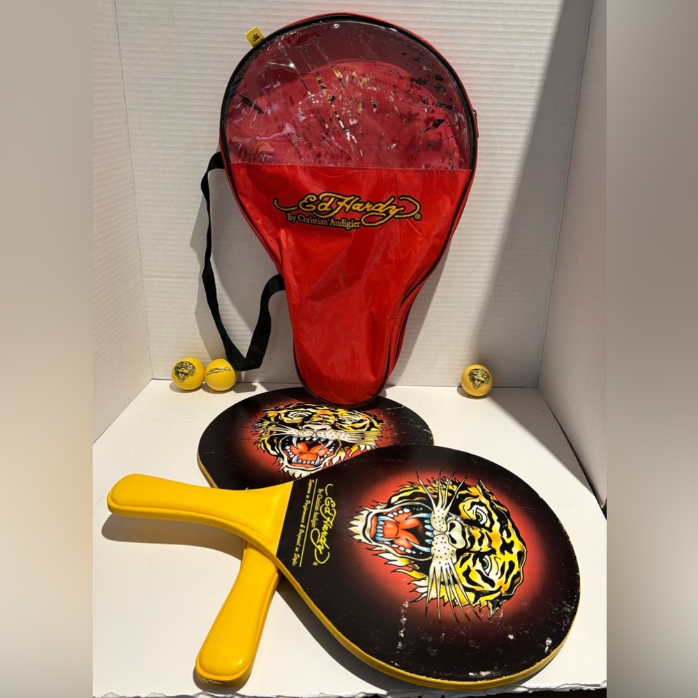 Ed Hardy by Christian Audigier Racket Paddle Ball Set Carrying Case +3 Balls